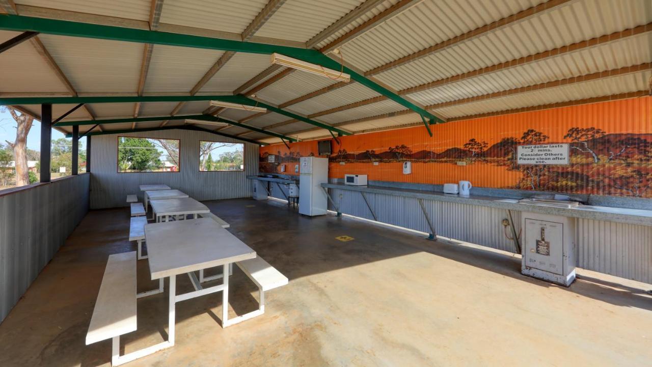 Cobar Caravan Park Экстерьер фото