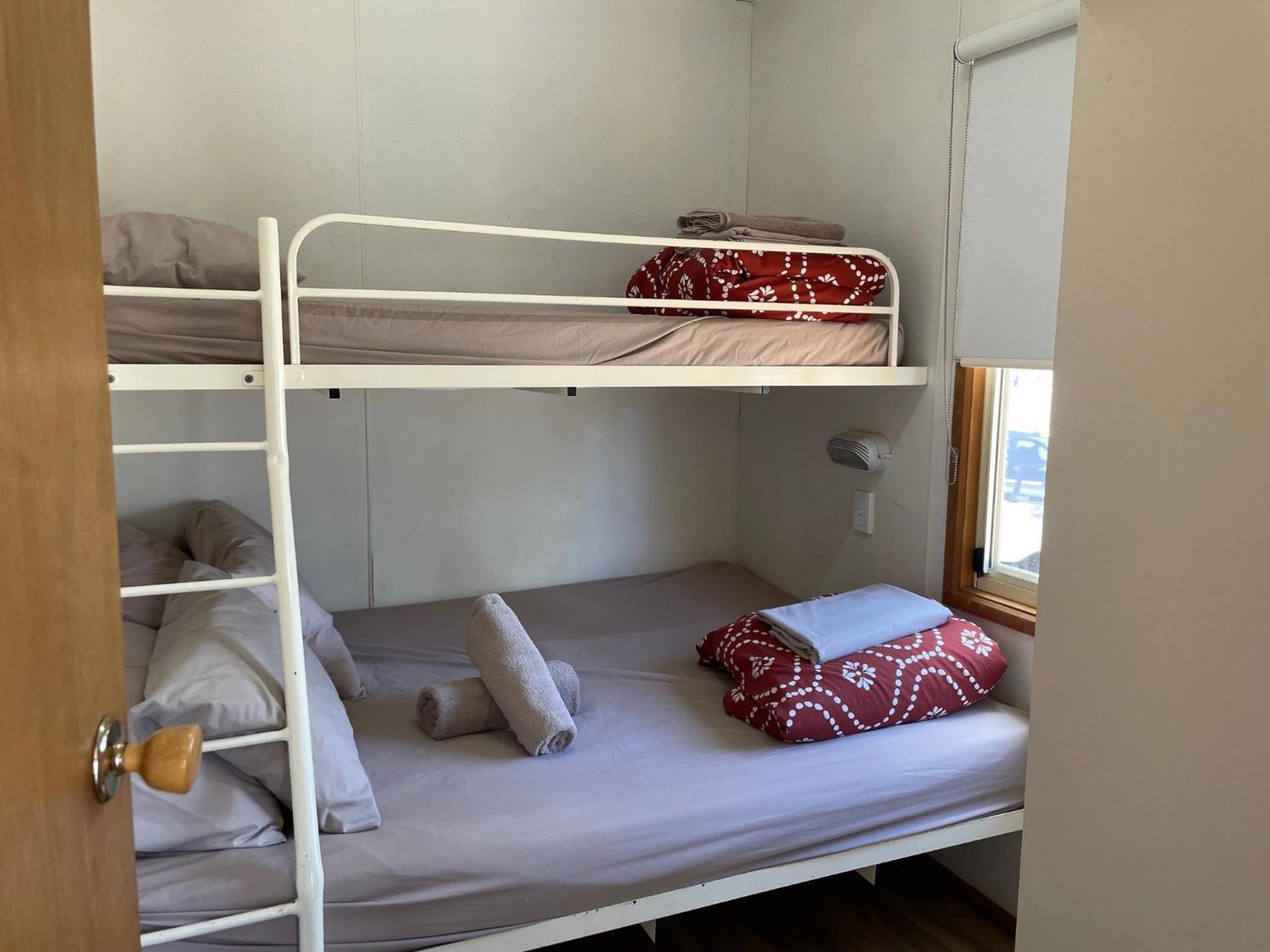 Cobar Caravan Park Экстерьер фото