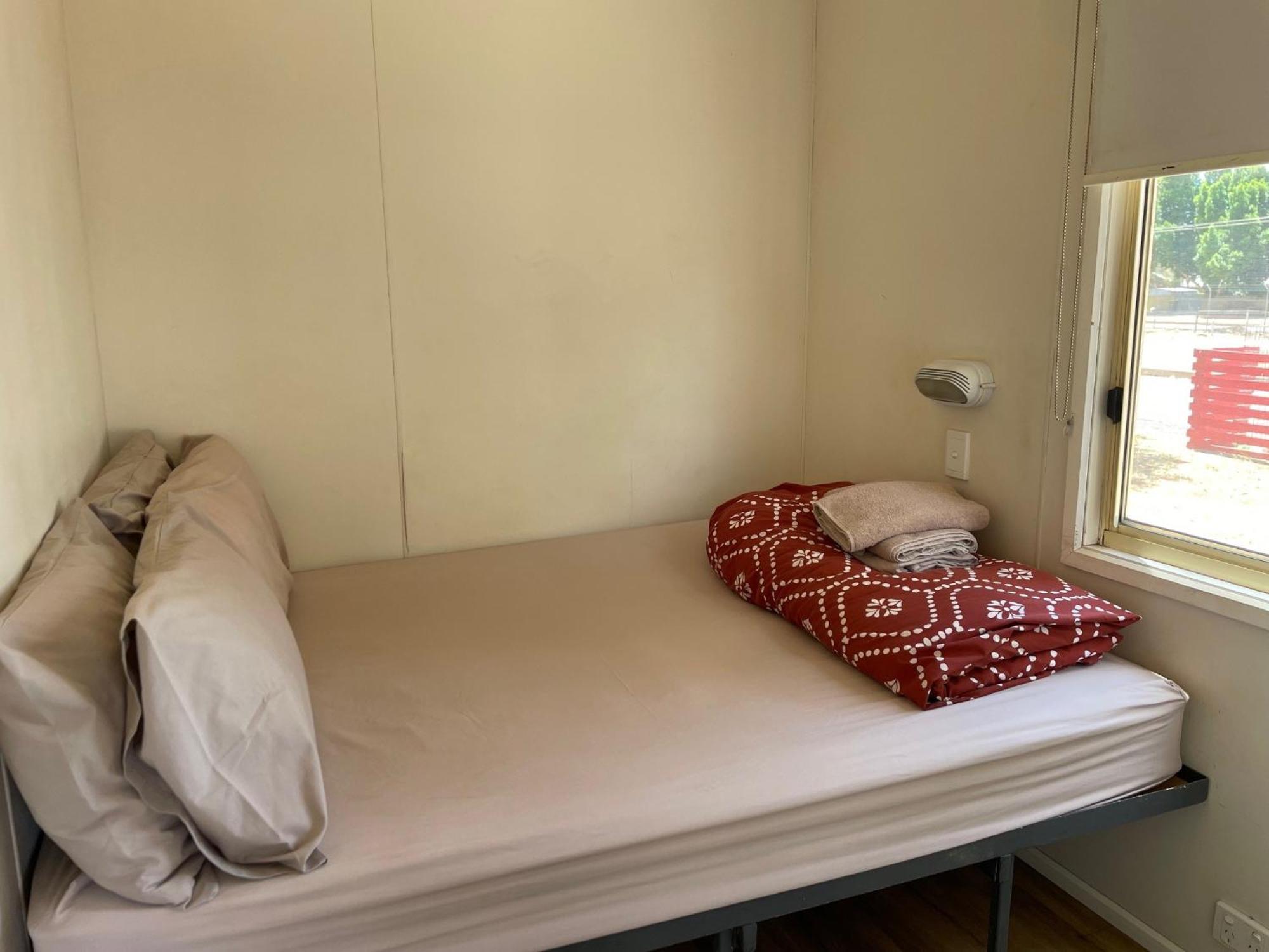Cobar Caravan Park Экстерьер фото
